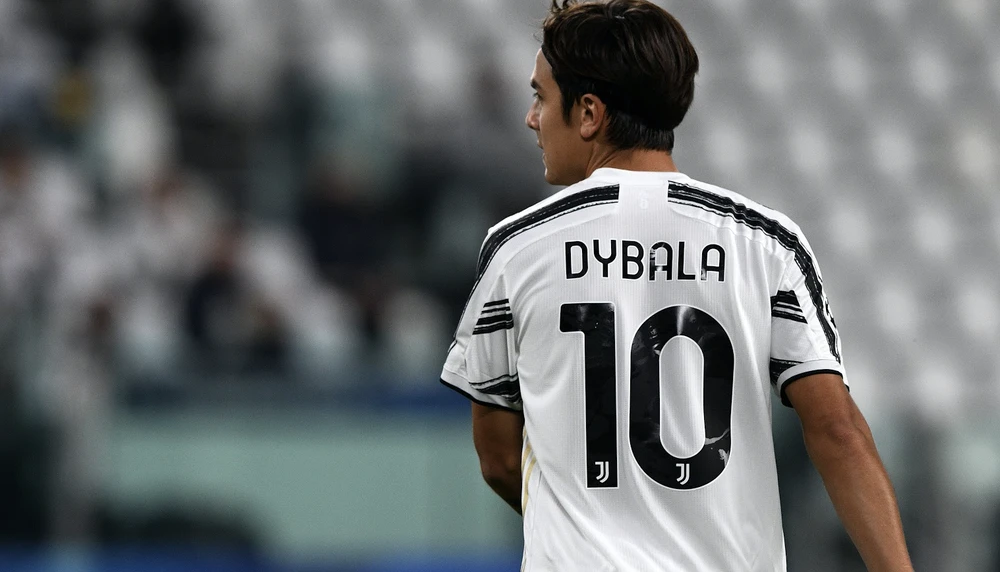 Cầu thủ Paulo Dybala đã bộc lộ niềm đam mê mãnh liệt với bóng đá